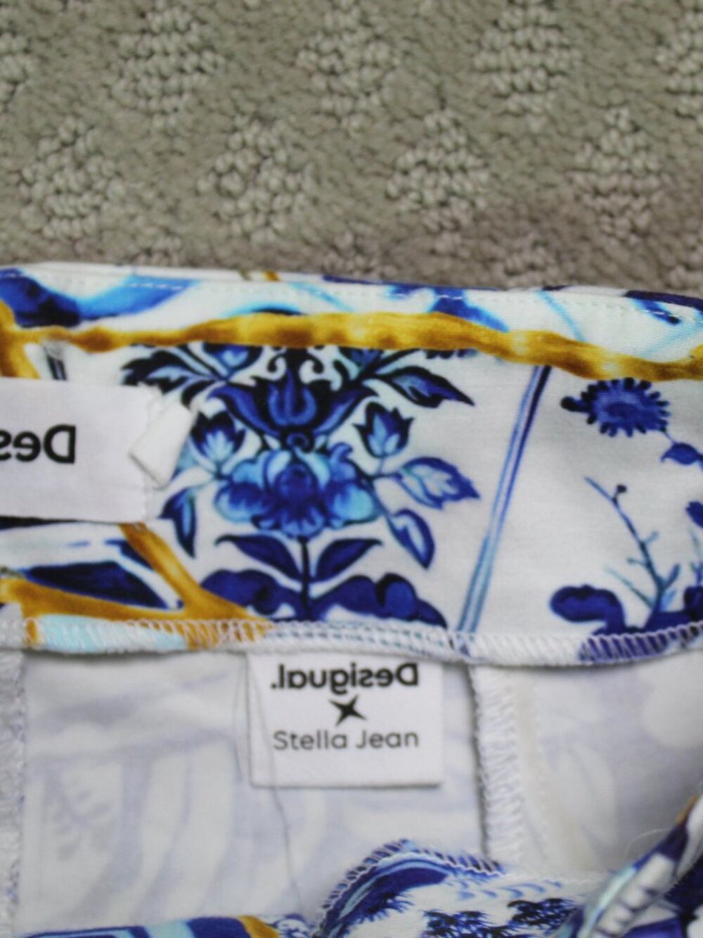 Desigual x Stella Jean Size M Blue Gold Patterned High Rise Slim Ankle Pants - Picture 7 of 7